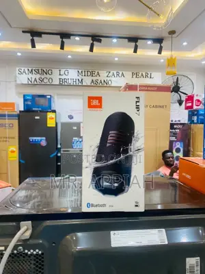 Unique JBL Flip 7 Portable Bluetooth Speaker(Black) 
