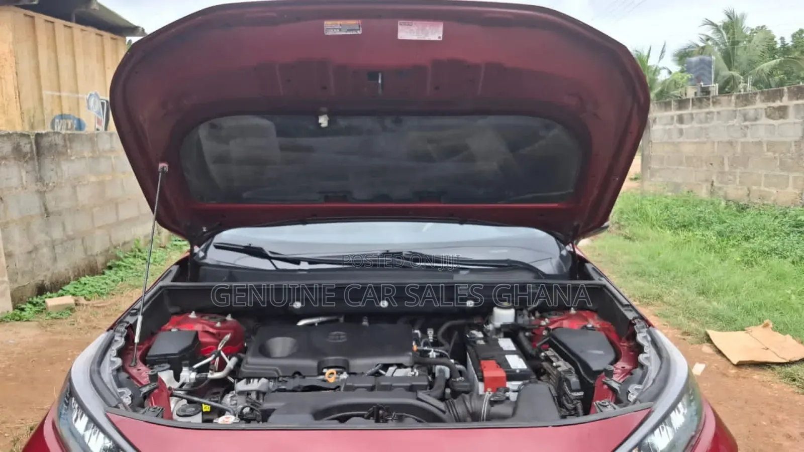 Toyota RAV4 XLE 2021 Red