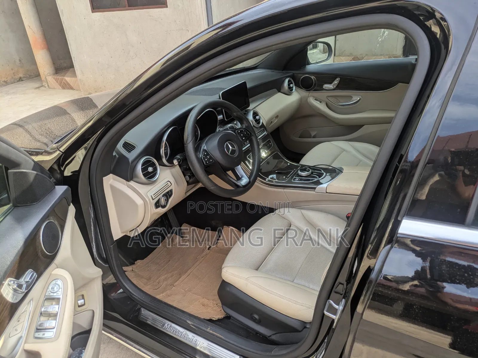 Mercedes-Benz C300 2018 Black