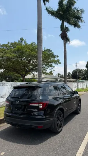 Honda Pilot Touring AWD 2019 Black