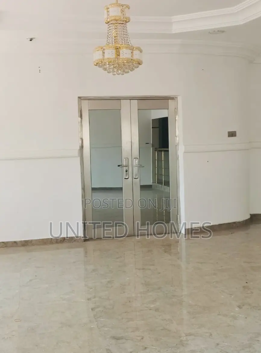 5bdrm House in Spintex for rent
