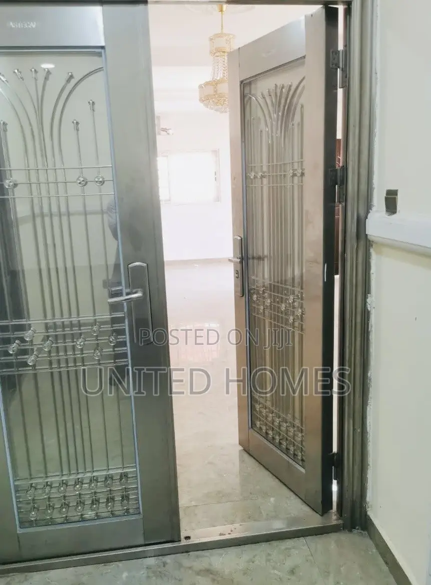 5bdrm House in Spintex for rent