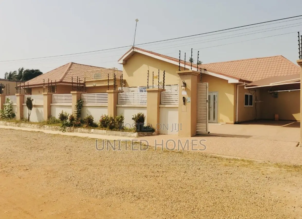 5bdrm House in Spintex for rent
