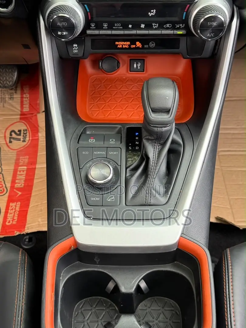 Toyota RAV4 Adventure 2019 Black