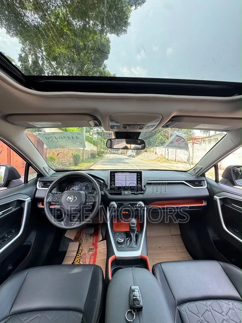 Toyota RAV4 Adventure 2019 Black