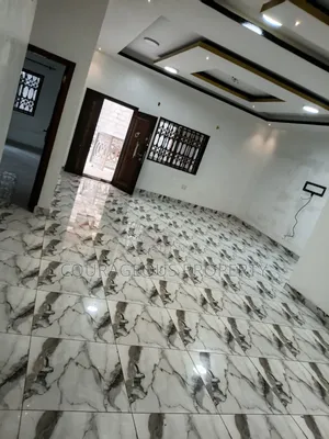 3bdrm Apartment in Odumase, Olebu for rent