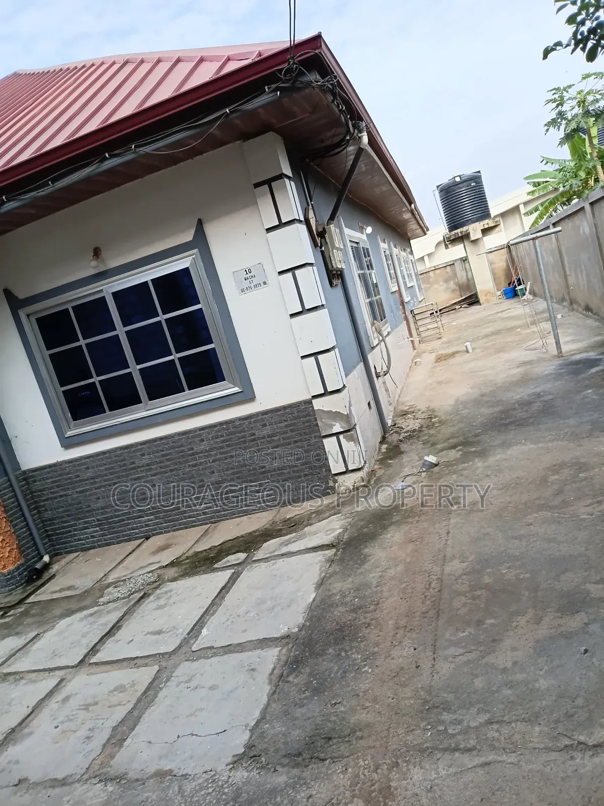 3bdrm Apartment in Odumase, Olebu for rent