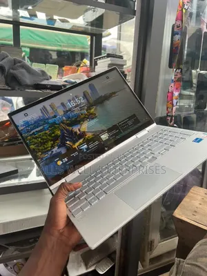 Laptop HP Envy 15 8GB Intel Core i5 SSD 256GB