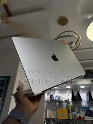 Laptop Apple MacBook Pro 2023 M2 16GB Apple M2 SSD 512GB