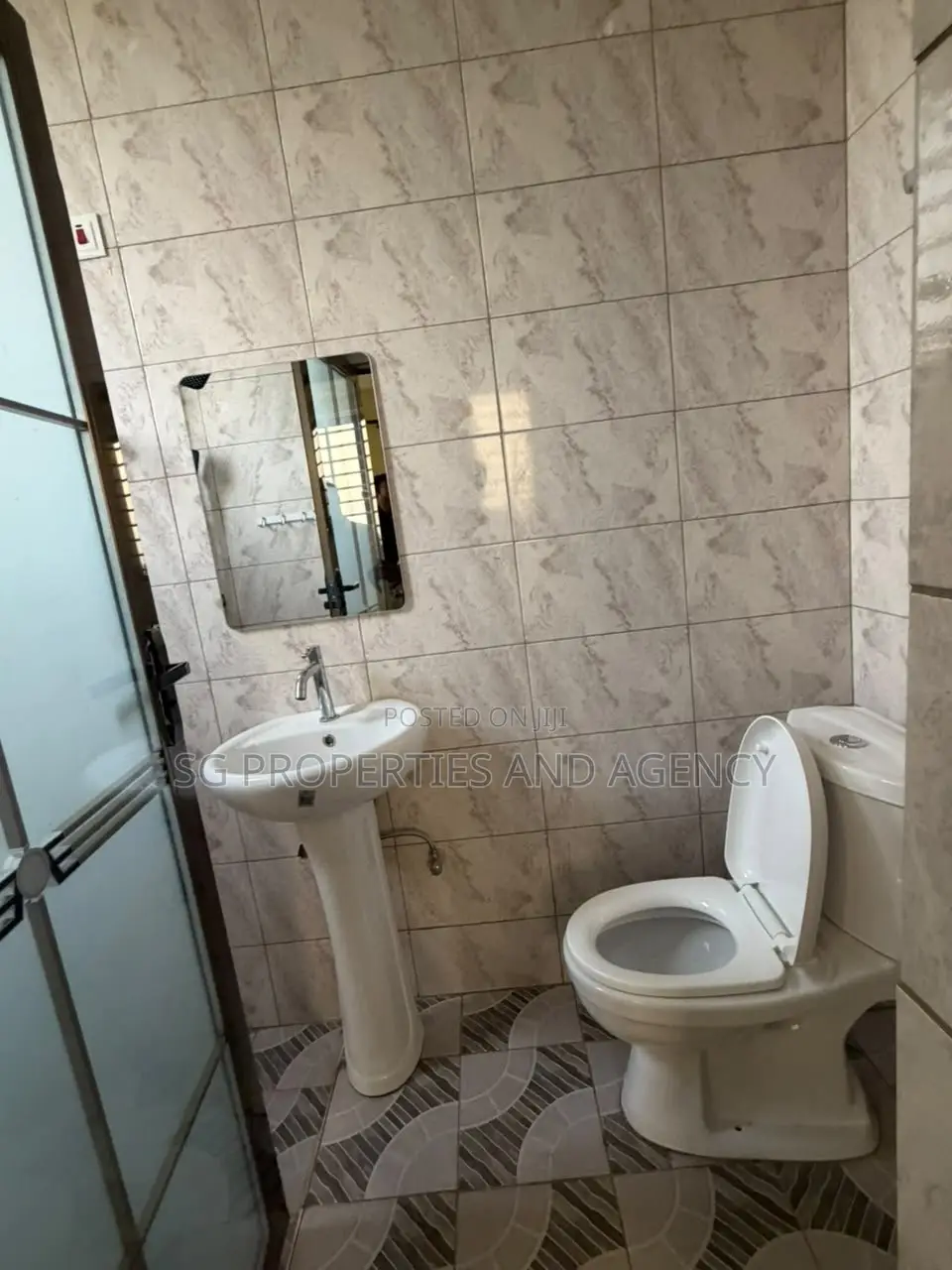 2bdrm Apartment in Borteyman, Accra Metropolitan for rent