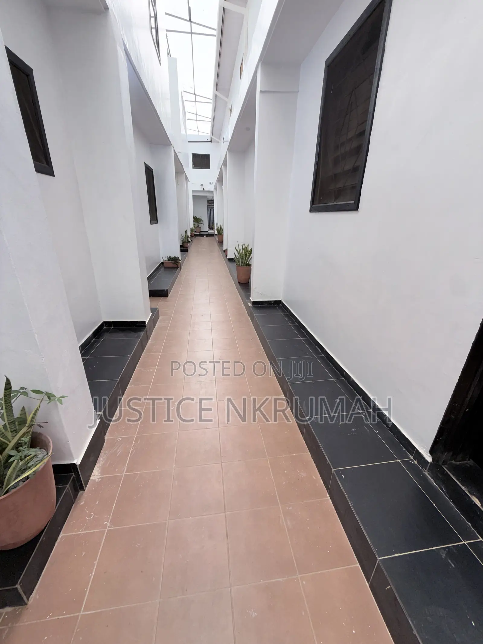 1bdrm Apartment in Mr. Justice Estate, Old Barrier for rent
