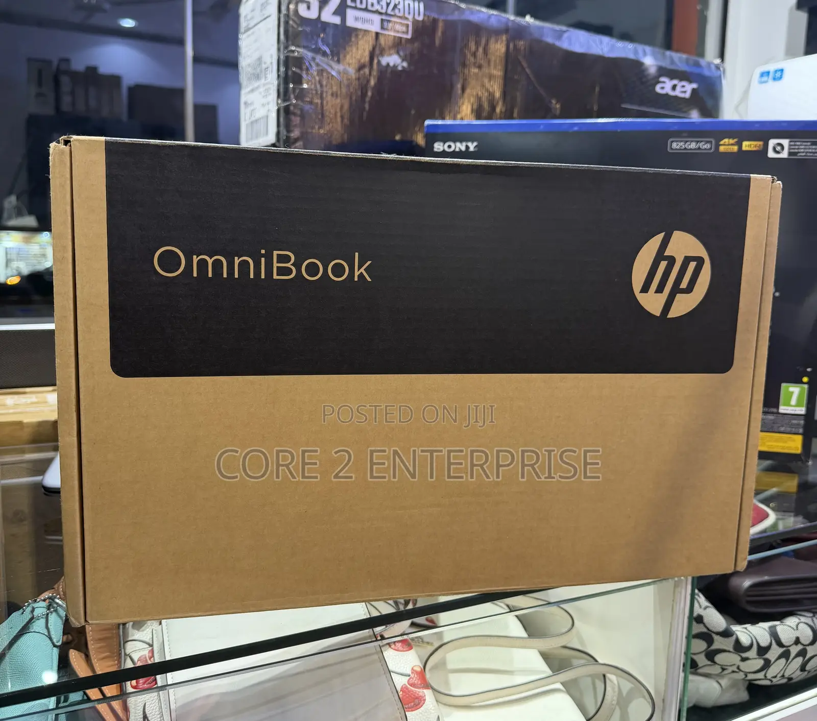 New Laptop HP OmniBook 5 14" 8GB Intel Core 5 SSD 512GB
