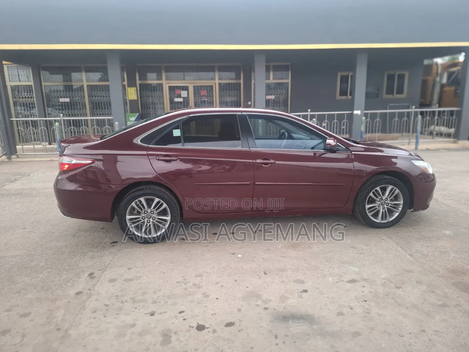 Toyota Camry SE 4dr Sedan (2.5L 4cyl 6A) 2017 Burgundy