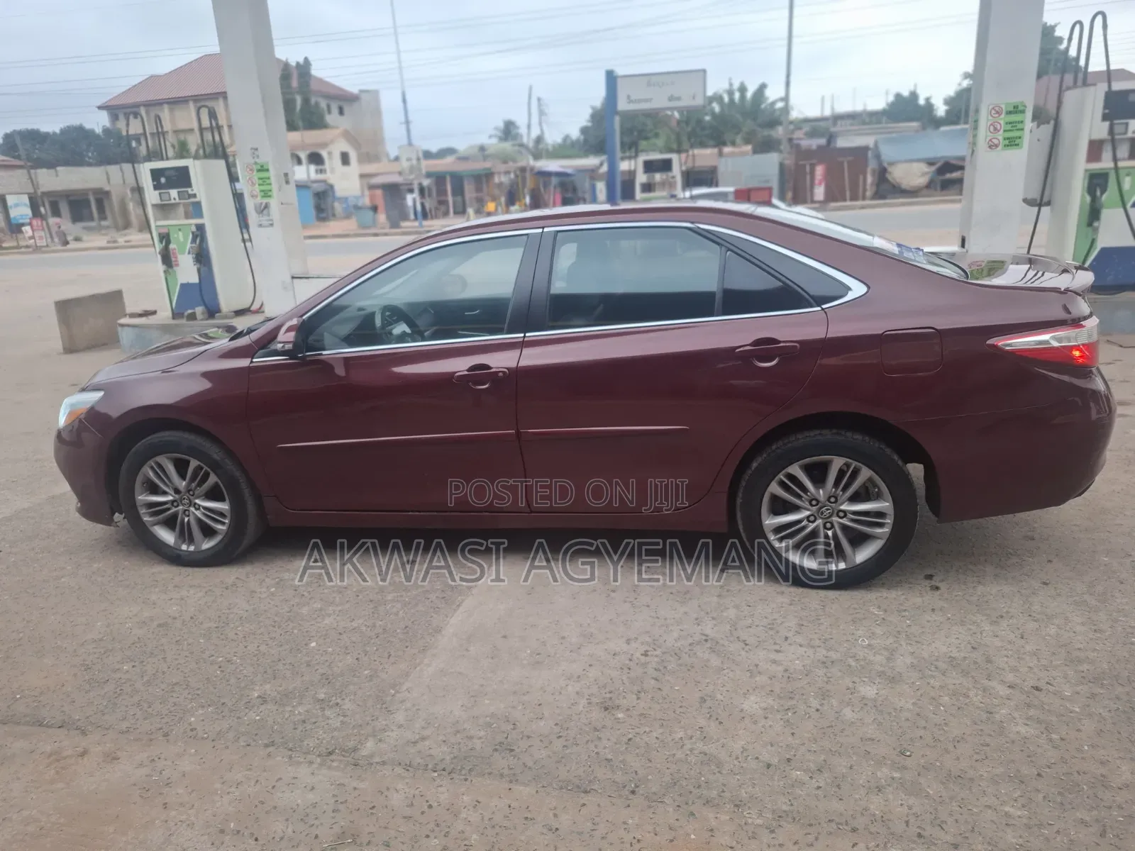 Toyota Camry SE 4dr Sedan (2.5L 4cyl 6A) 2017 Burgundy