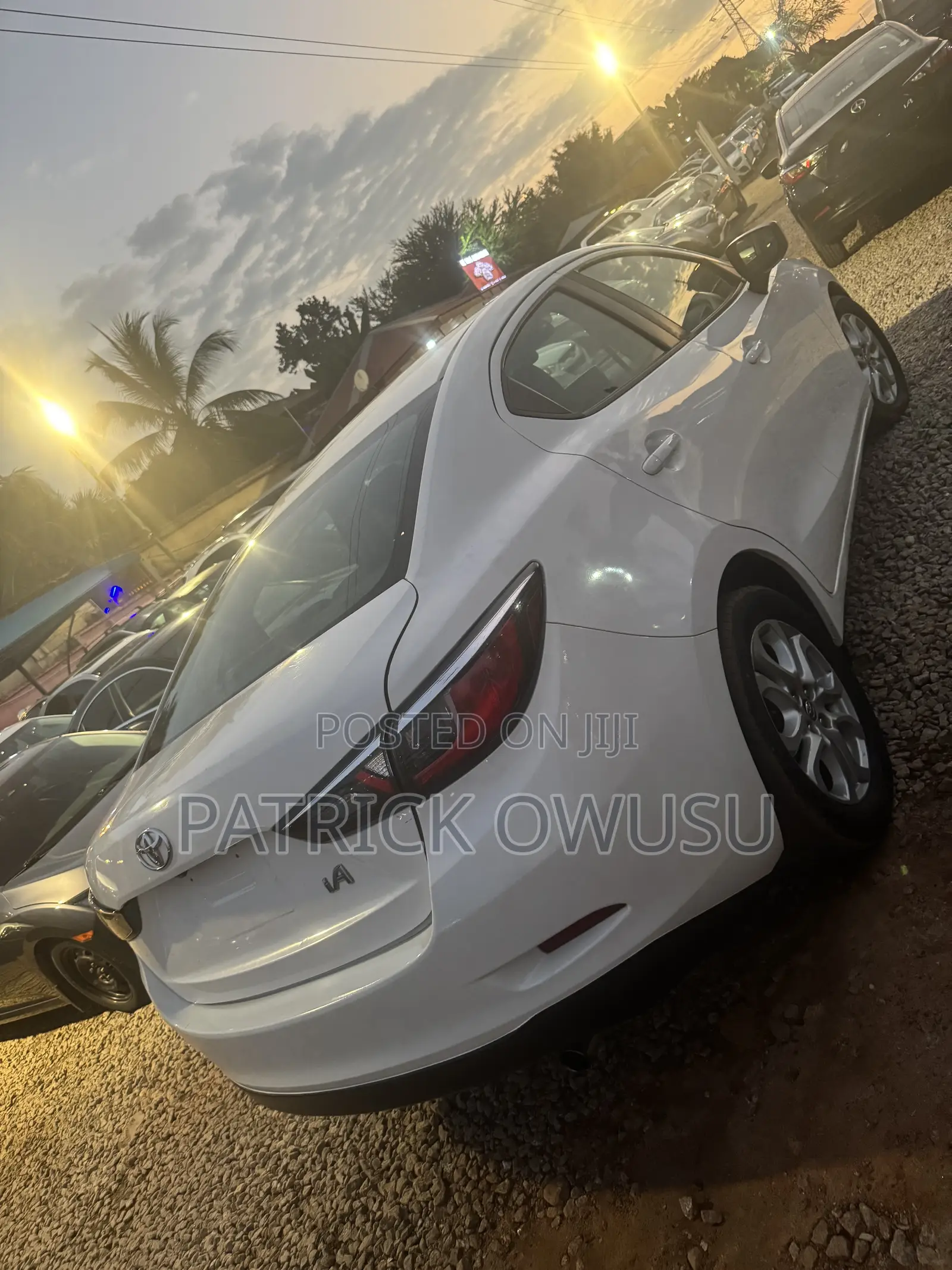 Toyota Yaris iA 1.5 FWD 2017 White