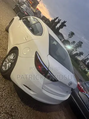 Toyota Yaris iA 1.5 FWD 2017 White