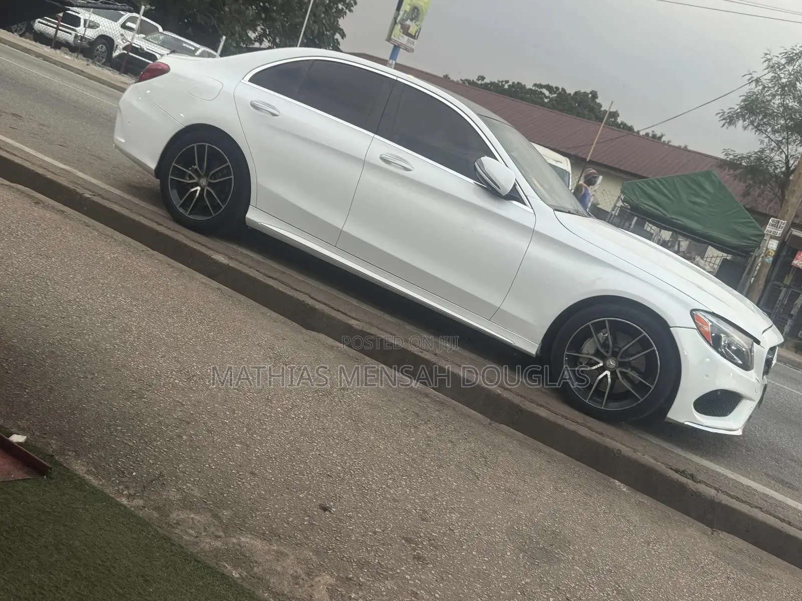 Mercedes-Benz C300 Luxury 4matic Sedan AWD (2.0L 4cyl 7A) 2017 White