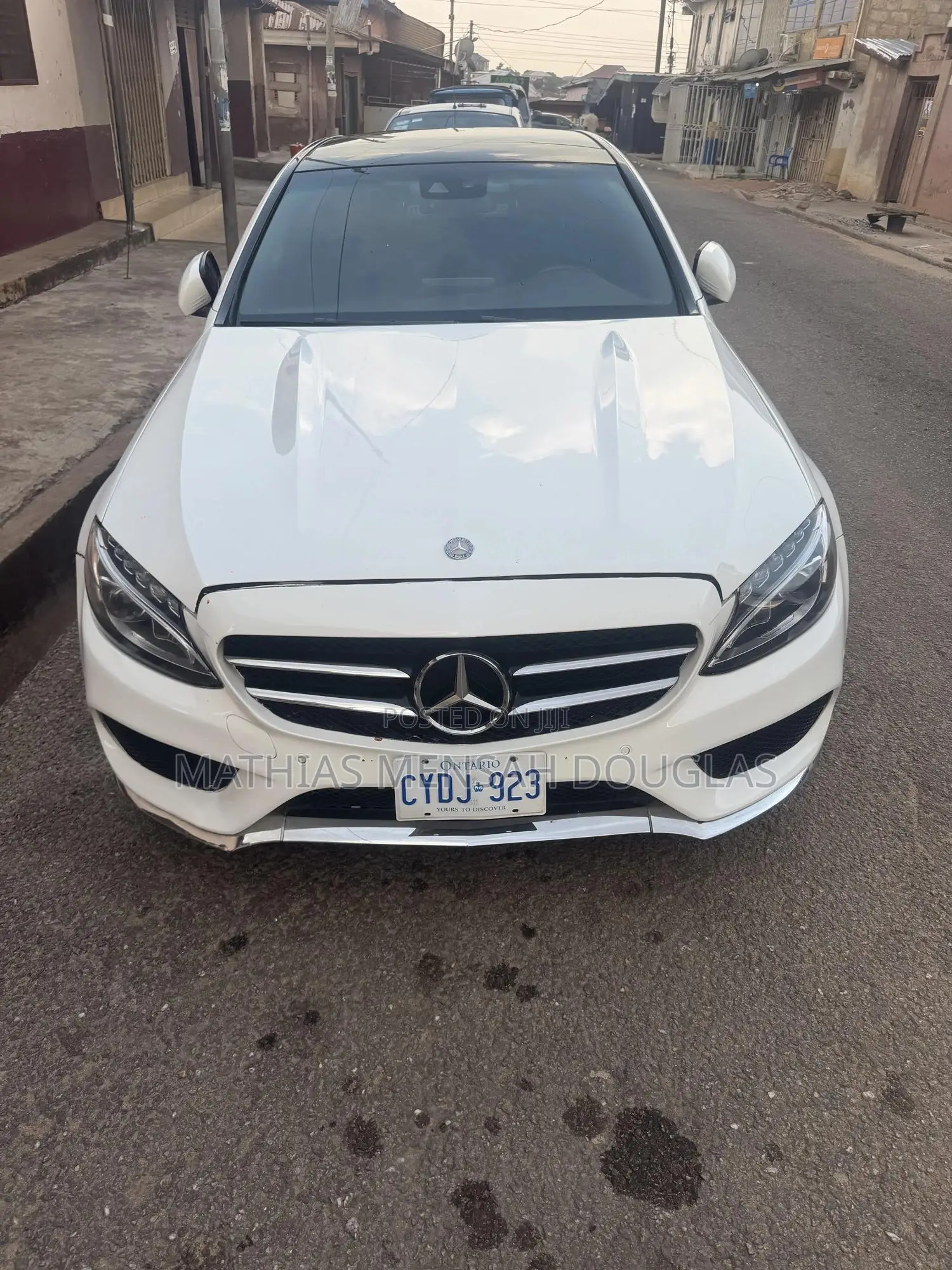 Mercedes-Benz C300 Luxury 4matic Sedan AWD (2.0L 4cyl 7A) 2017 White