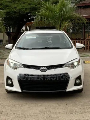 Toyota Corolla S 4dr Sedan (1.8L 4cyl CVT) 2015 White