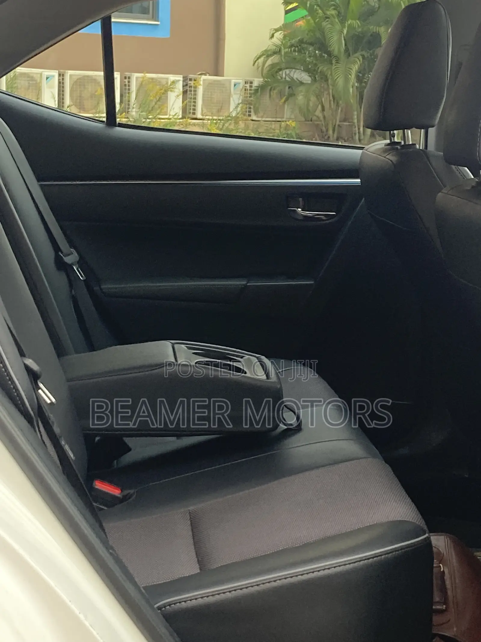 Toyota Corolla S 4dr Sedan (1.8L 4cyl CVT) 2015 White
