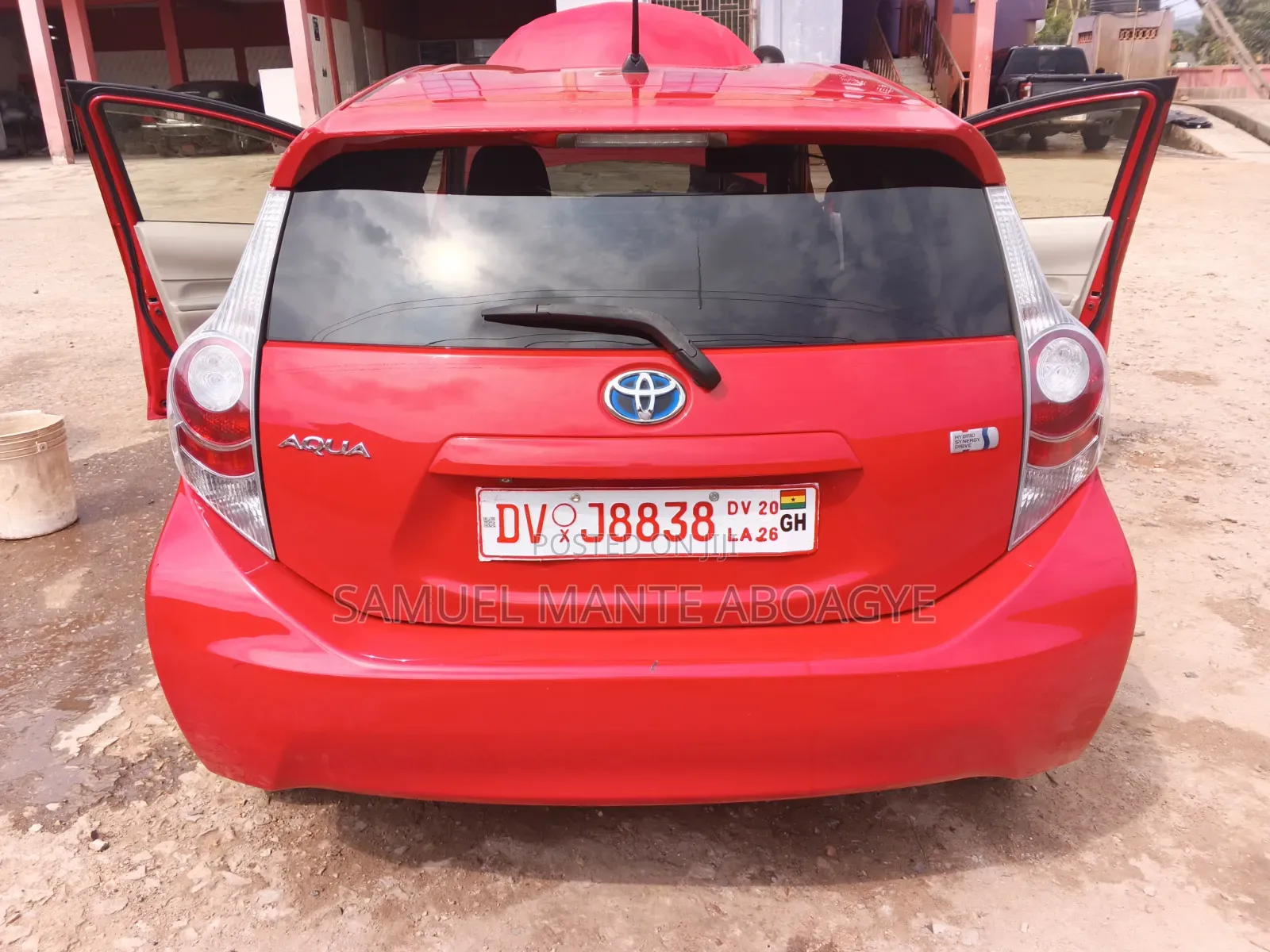 Toyota Aqua 2013 Red