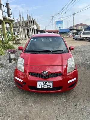 Toyota Vitz 2010 Red
