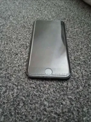 Apple iPhone 8 64 GB Black