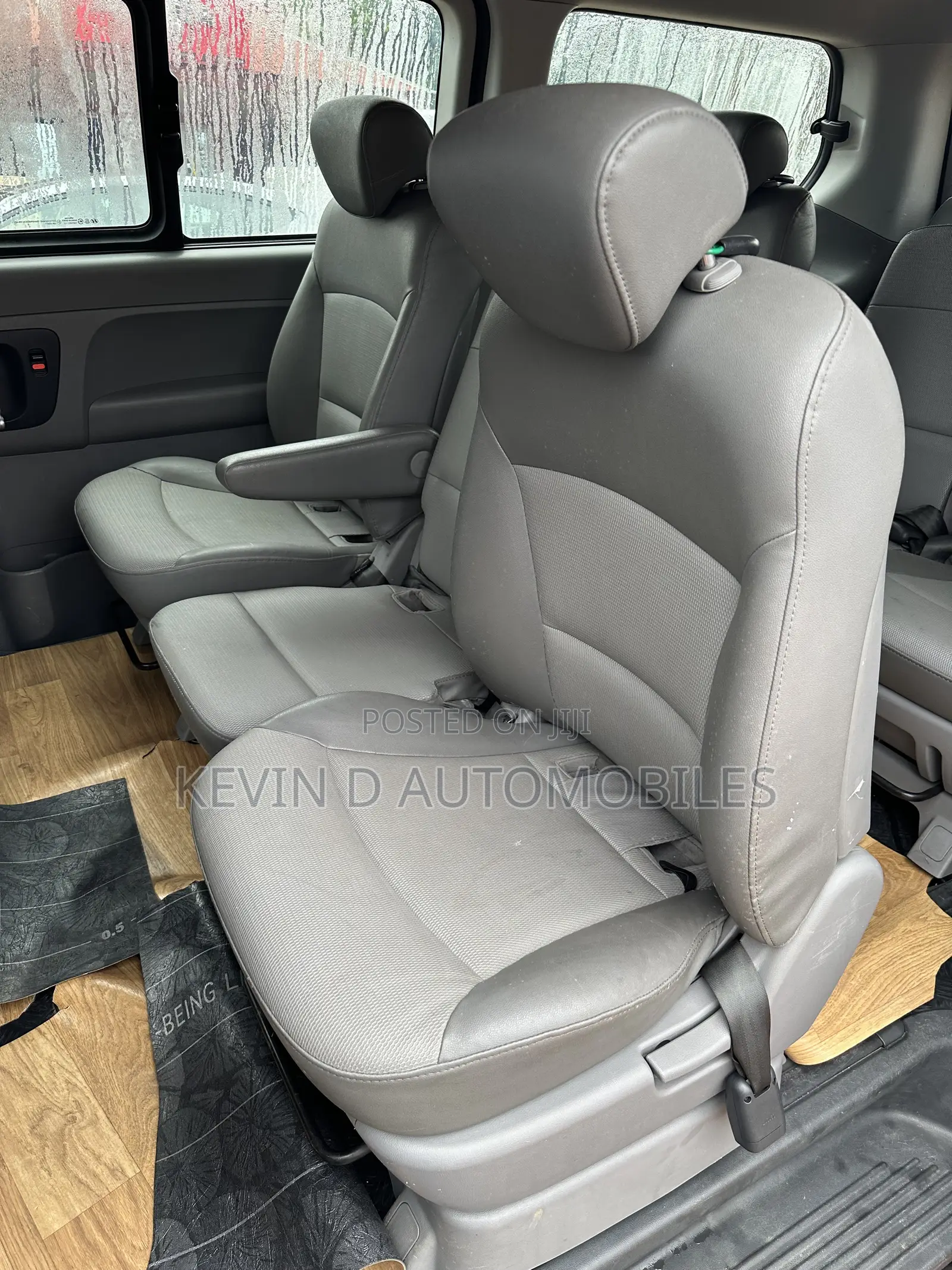 Hyundai Starex 2015 Silver