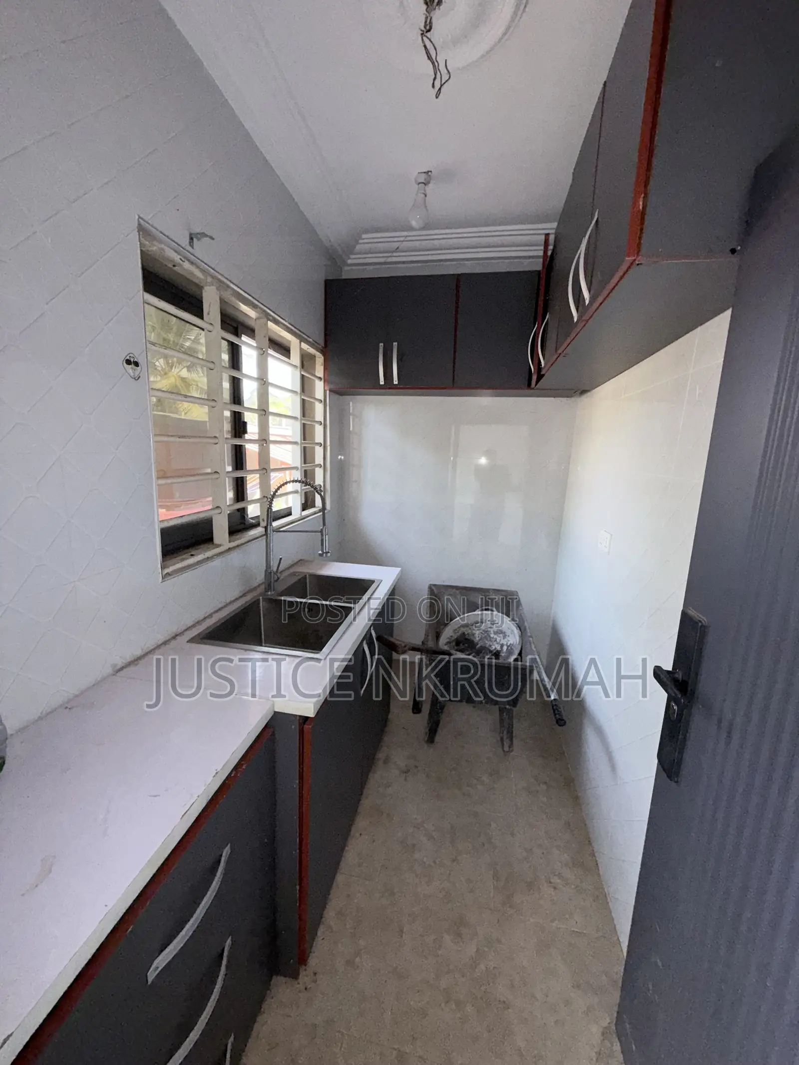 1bdrm Apartment in Old Barrier for rent
