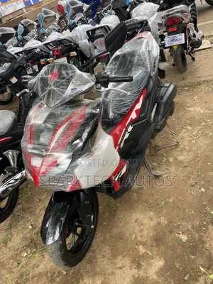 Yamaha Aerox 2025 Red