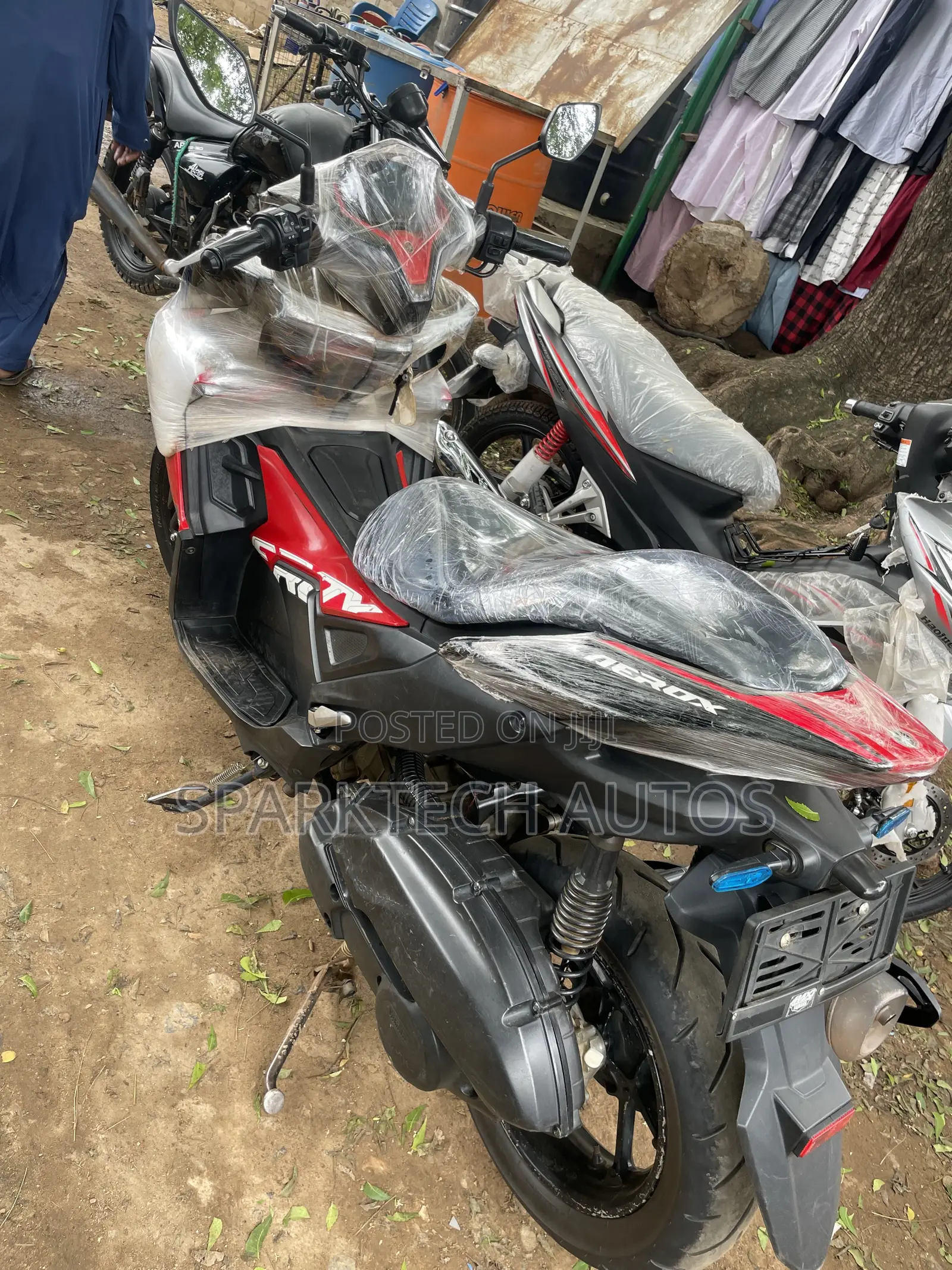 Yamaha Aerox 2025 Red
