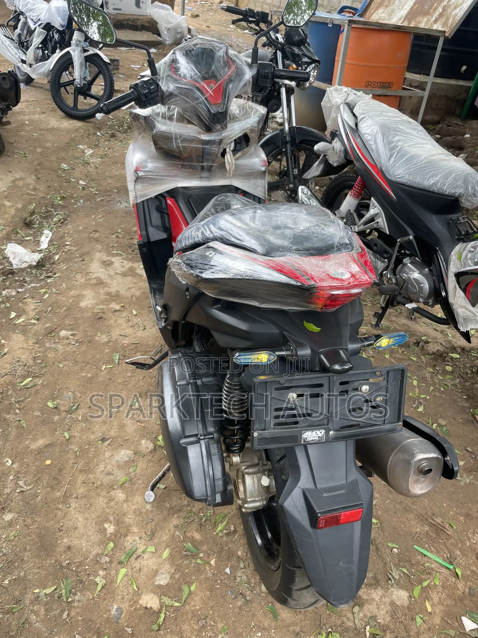 Yamaha Aerox 2025 Red