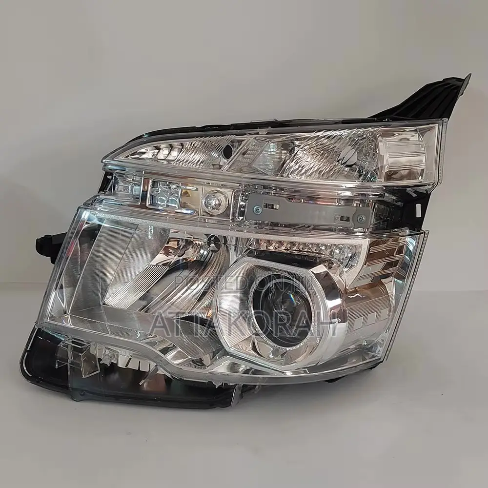 2012 Toyota Voxy Headlights Covers