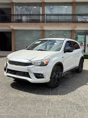 Mitsubishi Outlander SE FWD 2019 White