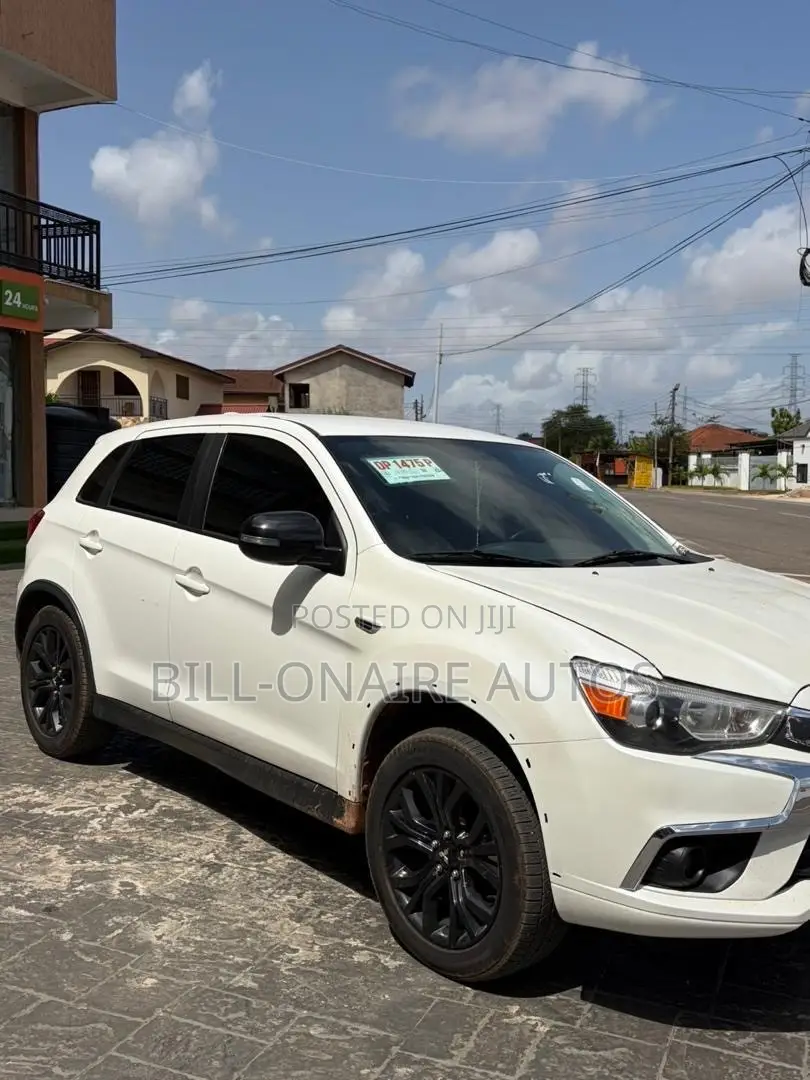 Mitsubishi Outlander SE FWD 2019 White