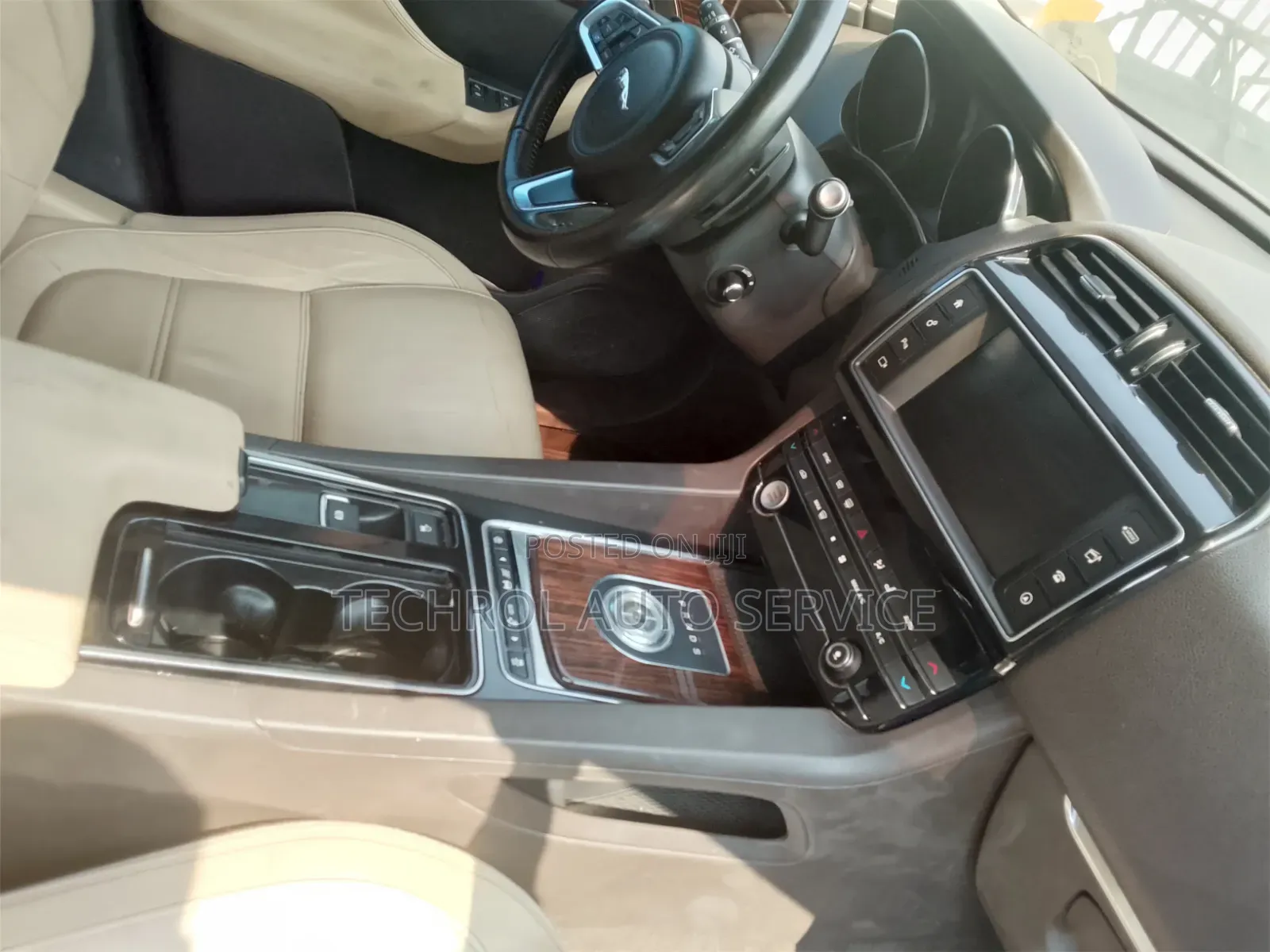 Jaguar F-Pace 2019 Green