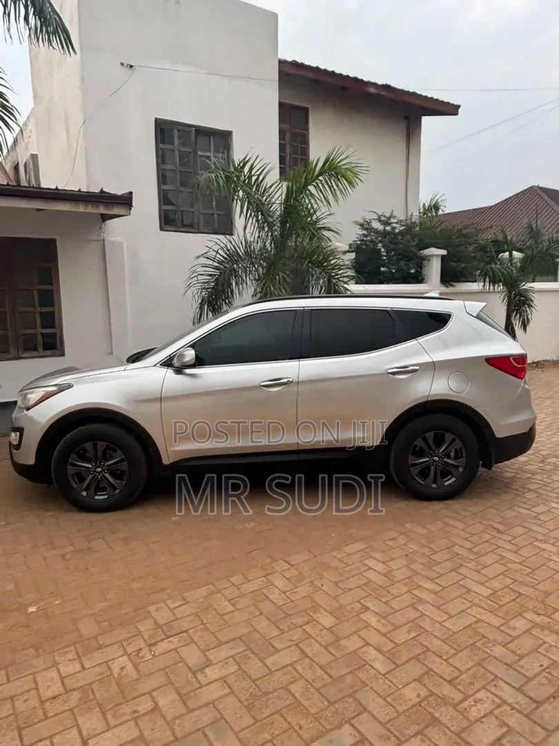Hyundai Santa Fe 2017 Silver