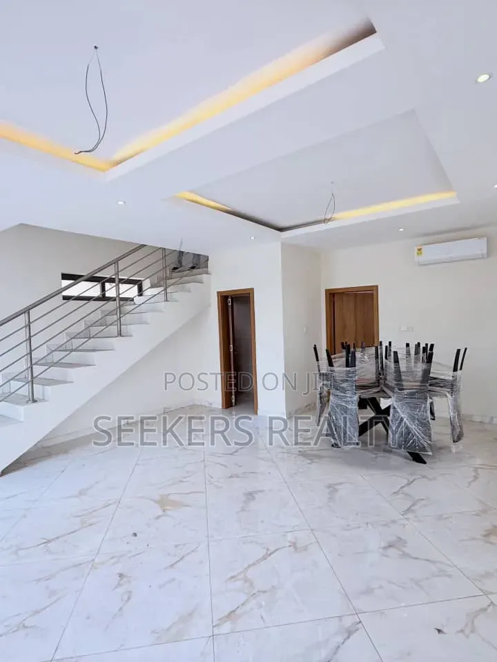 3bdrm House in Seekers Realty, Lincoln School Area for rent