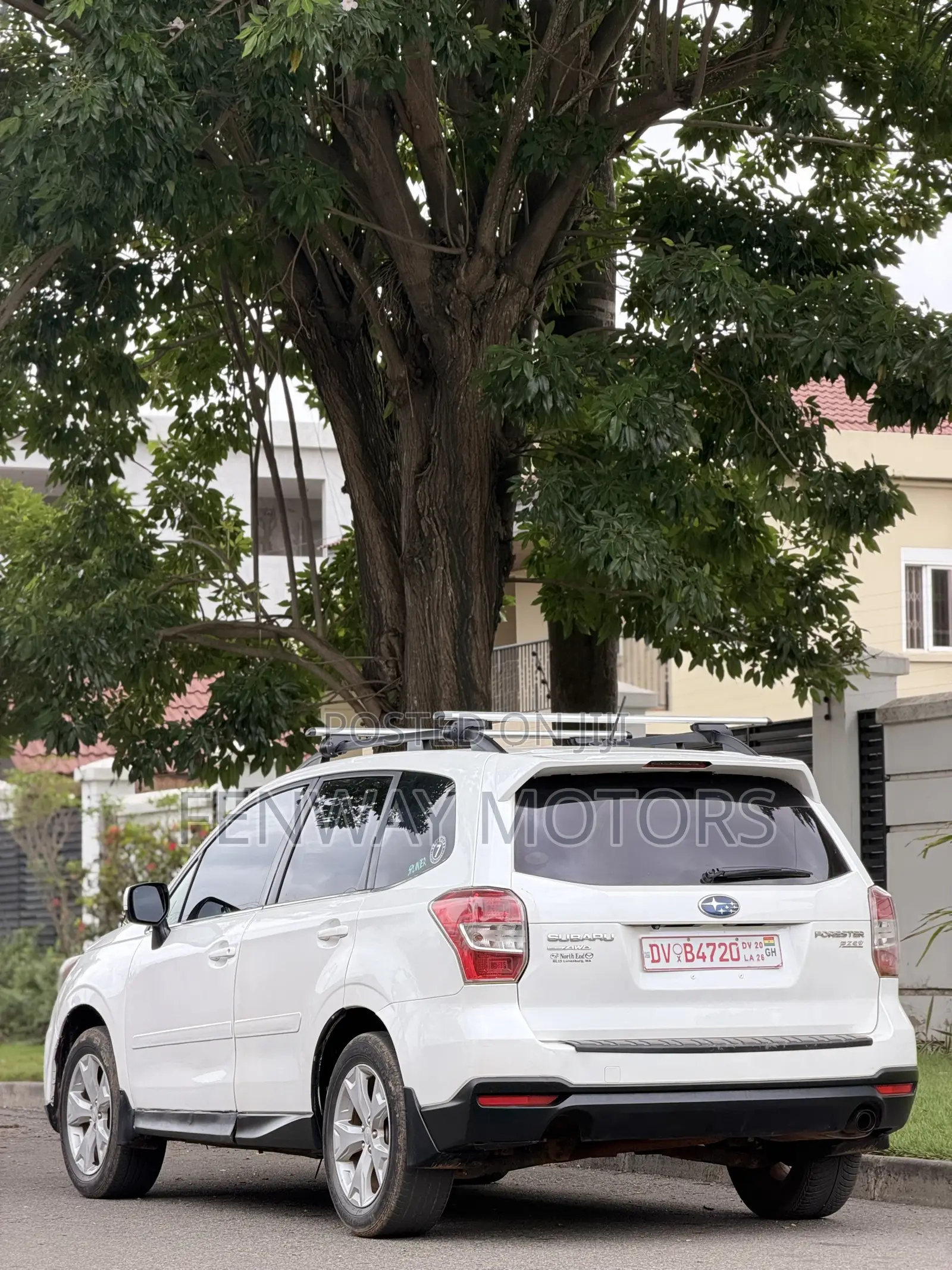 Subaru Forester 2.5i Premium PZEV 4dr SUV AWD (2.5L 4cyl 6M) 2014 White