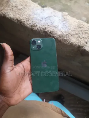 Apple iPhone 13 128 GB Green