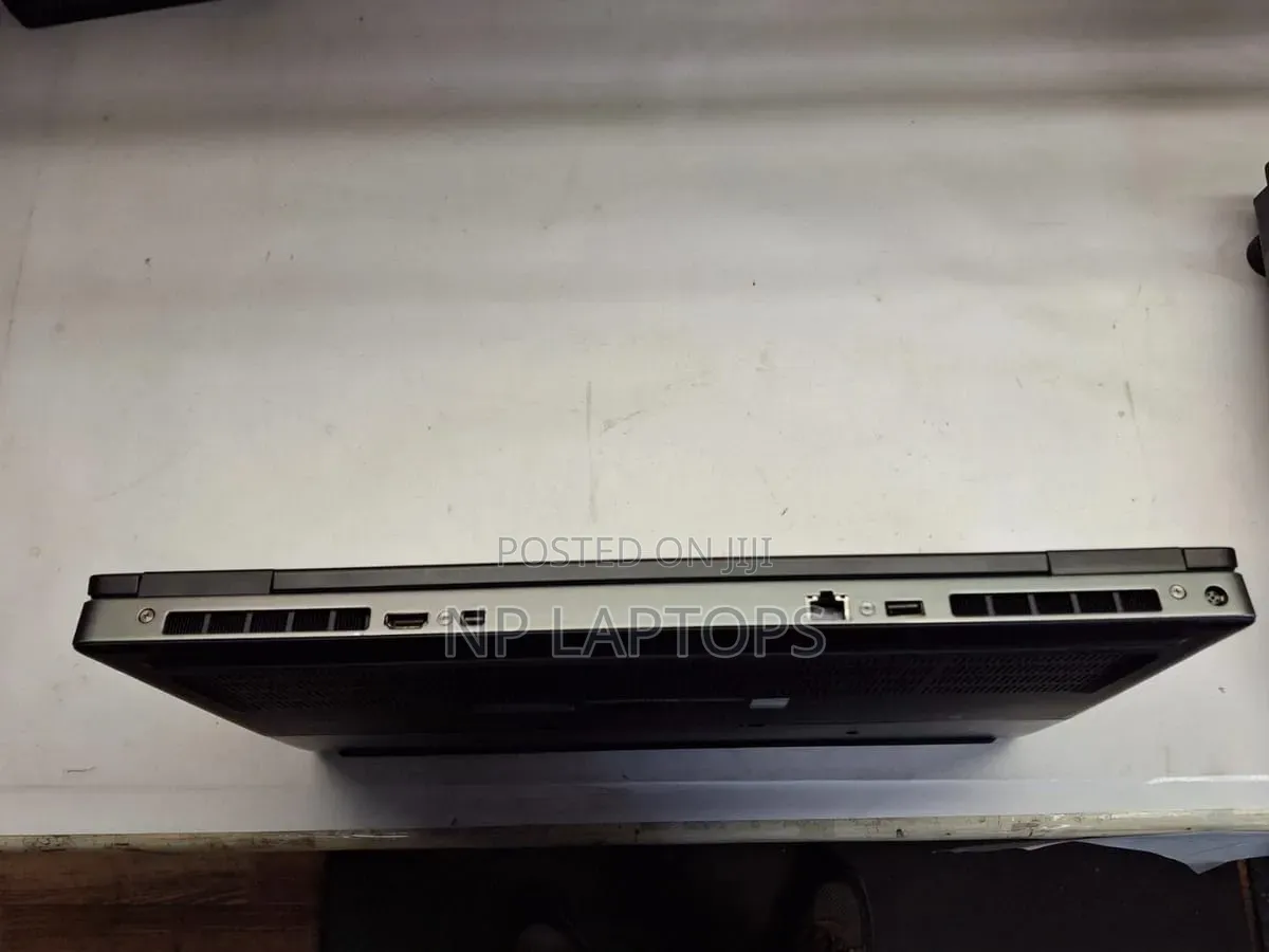 Laptop Dell Precision 7730 64GB Intel Xeon SSD 1T