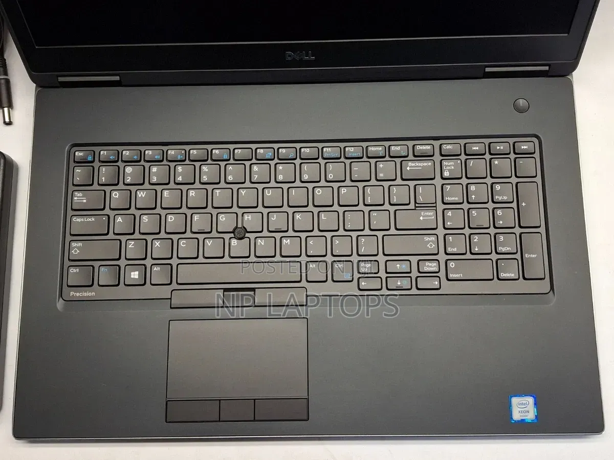 Laptop Dell Precision 7730 64GB Intel Xeon SSD 1T