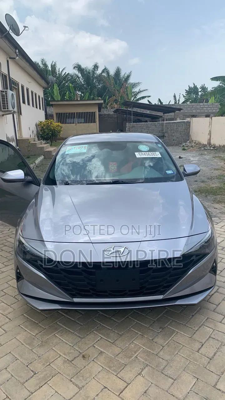Hyundai Elantra SE 2023 Silver
