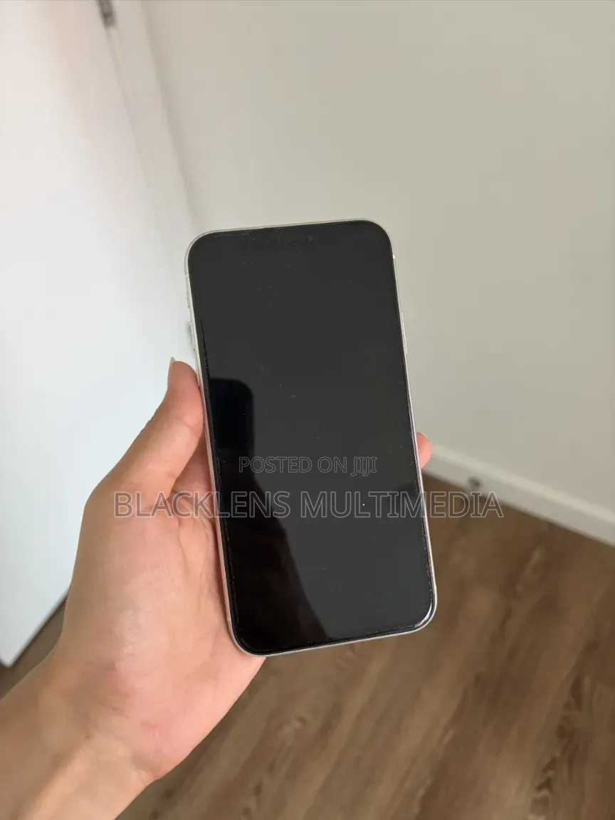 Apple iPhone XR 128 GB White