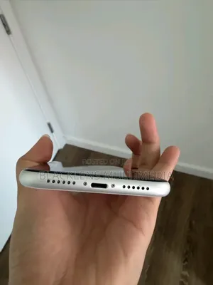 Apple iPhone XR 128 GB White