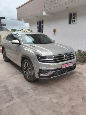 Volkswagen Microbus 2025 Gray