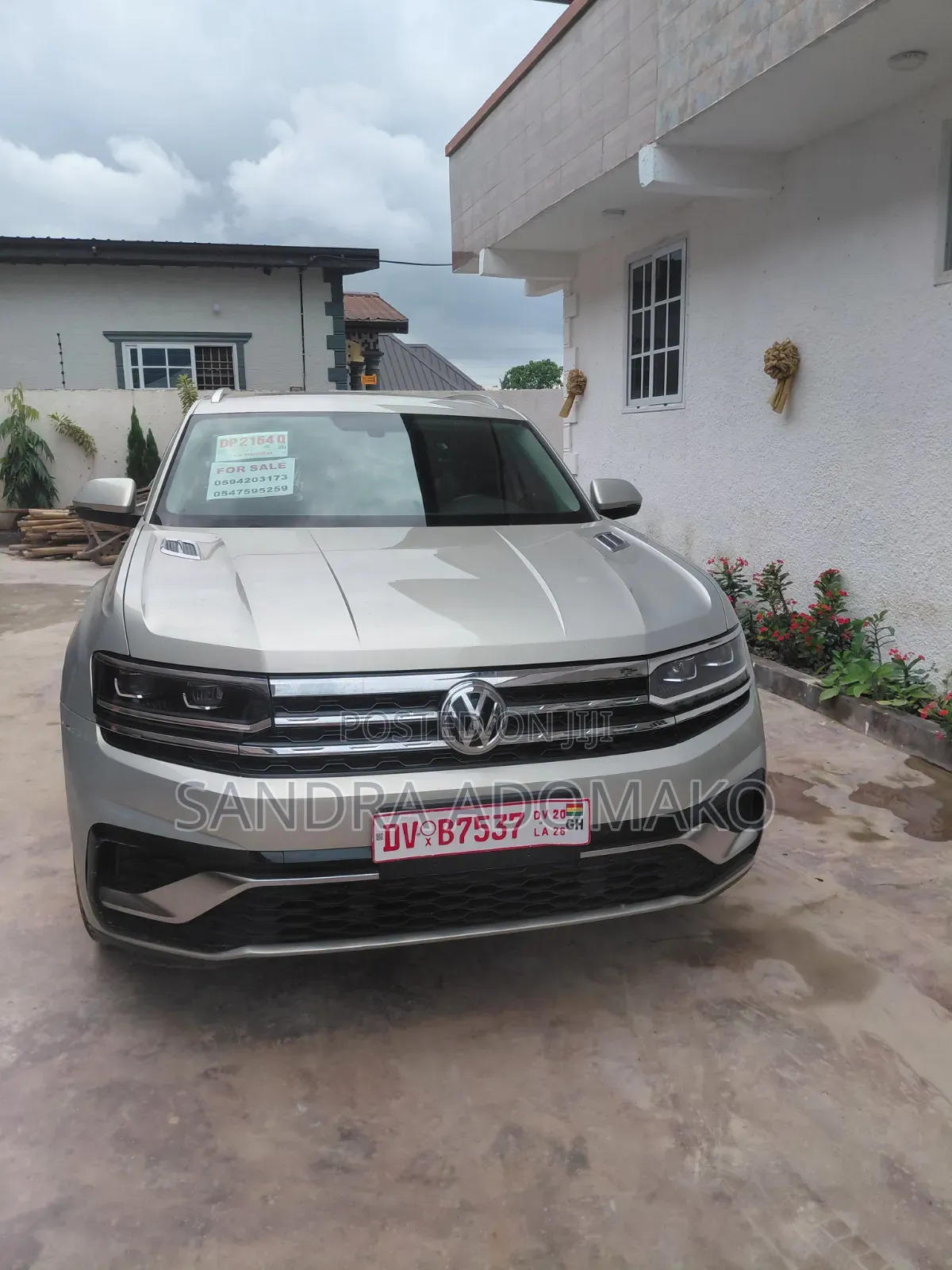 Volkswagen Microbus 2025 Gray