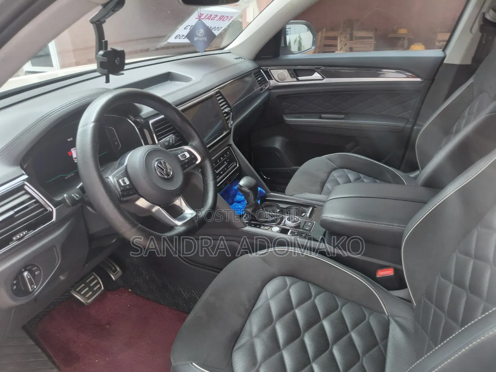 Volkswagen Microbus 2025 Gray