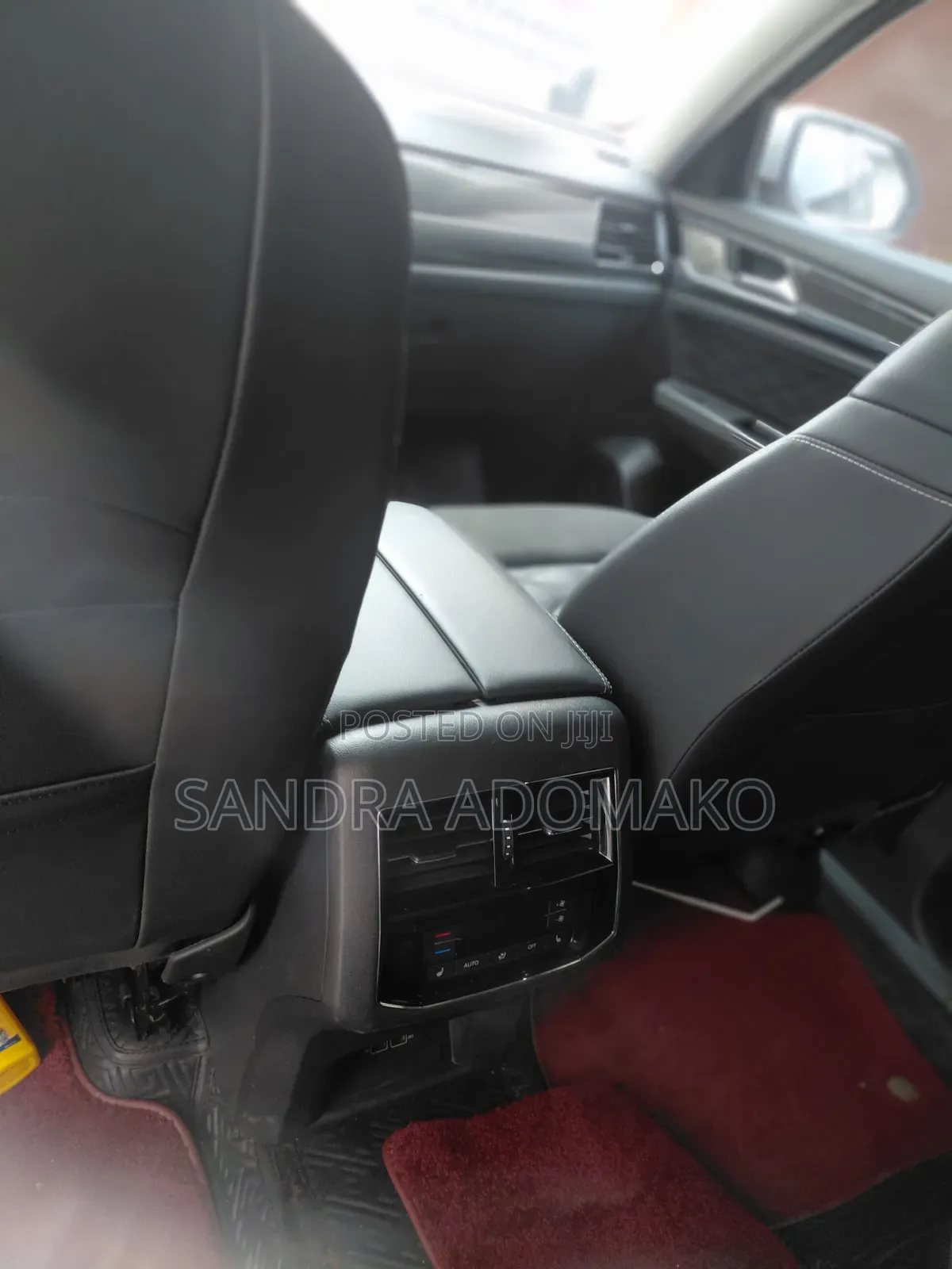 Volkswagen Microbus 2025 Gray