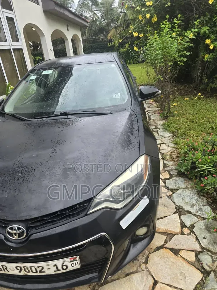Toyota Corolla 2015 Black